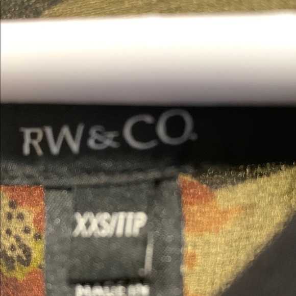 RW&CO Black and Pink Fit and Flare Puff Sleeve Dress - Picture 2 of 3